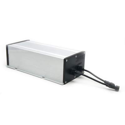 ลิเธียมกันน้ำปรับแต่งชุดแบตเตอรี่ Li Ion 12v 40ah สำหรับโคมไฟถนนพลังงานแสงอาทิตย์