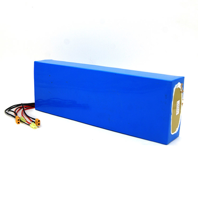 ชุดแบตเตอรี่ Li Ion 52v 24ah อันทรงพลังสำหรับสกู๊ตเตอร์มอเตอร์คู่ 1000w