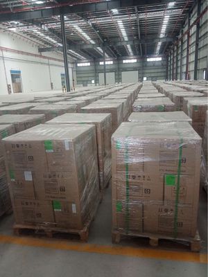 LiFePO4 เซลล์แบตเตอรี่ลิเธียม 3.2V 80AH เป็นแท่งปริซึมสำหรับรถยนต์ไฟฟ้าระบบพลังงานแสงอาทิตย์